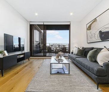 CITY VIEWS = CONTEMPORARY, LUXURIOUS AND EXCEPTIONALLY LOCATED - Photo 6