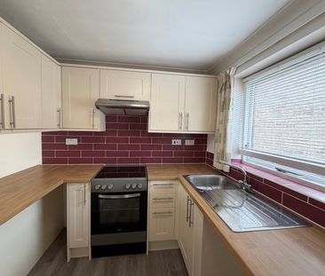 1 bedroom semi-detached bungalow to rent - Photo 1