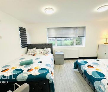 1 bedroom in a house share to rent - Photo 4