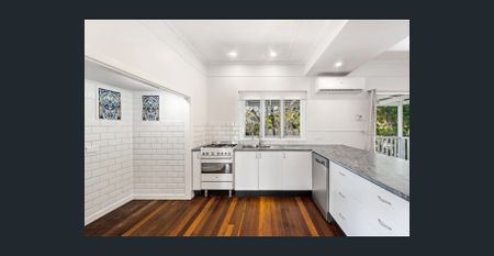 YOUR NEW BEACH HOME AWAITS... - Photo 5