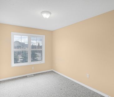 For Lease - 43 Northwest Passage, Whitchurch-Stouffville, Ontario - Photo 3