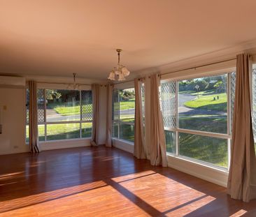 60 Ravenswood Lane, Springfield QLD 4300 - House For Rent | Domain - Photo 2