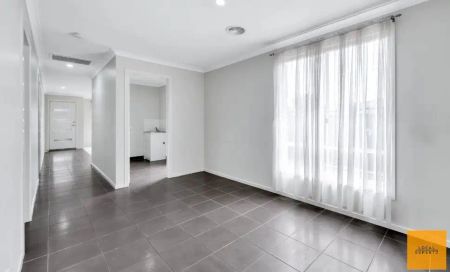 “Prime Location Property” - Photo 2