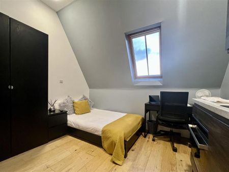 Studio to rent - Photo 2