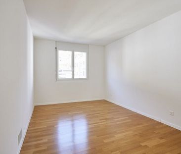 Luminoso 4.5 locali immerso nel verde - Photo 3