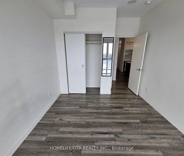 128 King Street N #811 - Photo 4