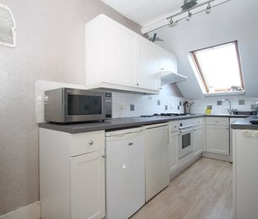 Hatchlands Road, RH1 - Photo 5