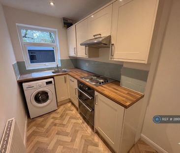 2 bedroom terraced house to rent - Photo 4