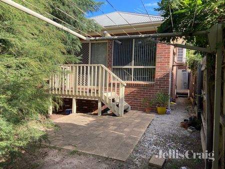 1/5 Joynt Street, Macleod - Photo 5