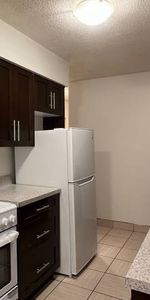 PET FRIENDLY 2 beds + 1 Bath Unit in Marpole - Photo 4