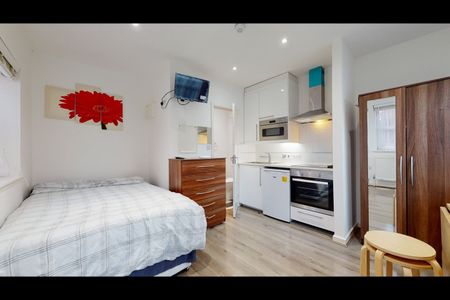 Studio Flat, Willesden Green, NW2 - Photo 3