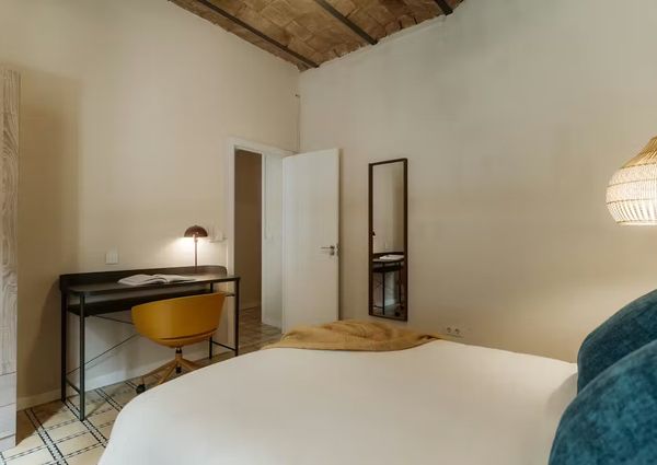 Carrer de Gombau, Barcelona, Catalonia 08003