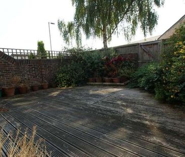 Caradon Way, London, N15 - Photo 1