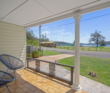 Seaside cottage in the ultimate lifestyle location - Photo 6