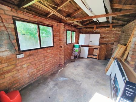 Baldwins Lane, Hall Green - Photo 5