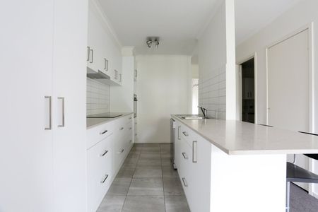 22/75 Drummond Street, Carlton VIC 3053 - Photo 4