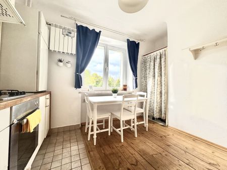 Zobacz >>> Klimatyczne M w kamienicy na Woli 38 m² - Zdjęcie 5