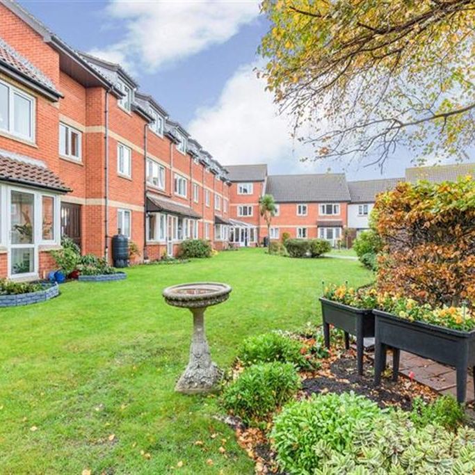 1 bedroom retirement property to rent - Photo 1