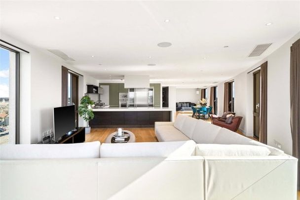 Parkside, Cambridge, Cambridgeshire, CB1 1HQ - Photo 1