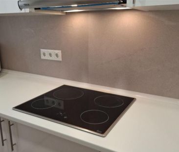 Piso de alquiler en Avenida del General Perón, 22, Cuatro Caminos -... - Photo 6