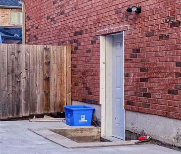 For Lease - 157 Waller Street Unit# Bsement, Whitby, Ontario - Photo 2