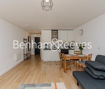 Studio to rent - Photo 3