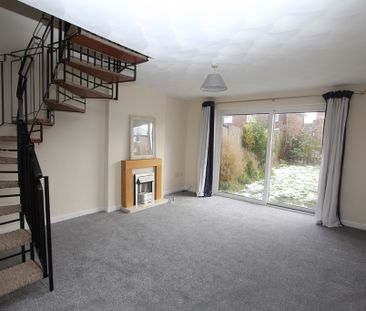 2 Bedroom HOUSE, Chester - Photo 1