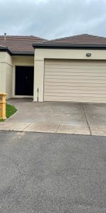 1 Fairbridge Crescent, Ainslie ACT 2602 - House For Rent | Domain - Photo 3