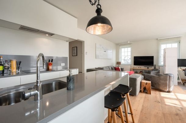 Appartement te huur - Photo 1