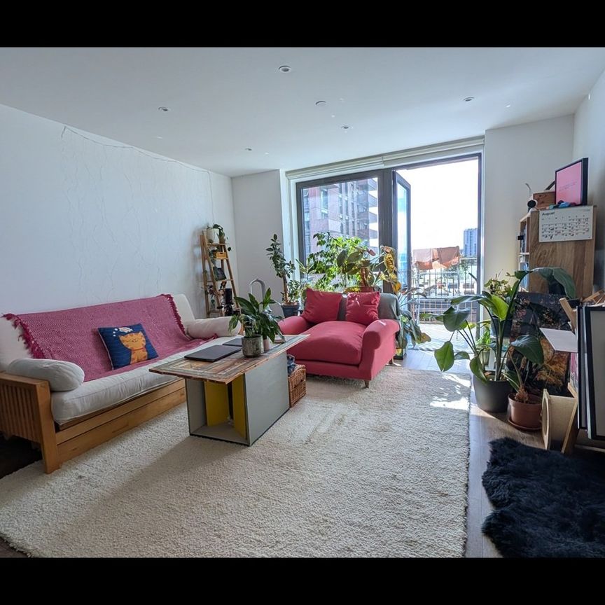 2 Bed Flat, Vanguard Way, E17 - Photo 1