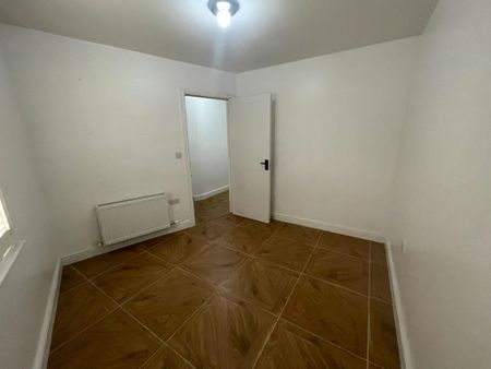 3 bedroom detached house to rent - Photo 5