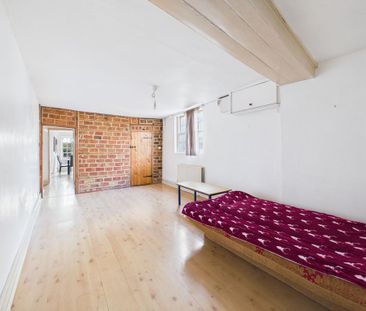 4 bedroom terraced house to rent - Photo 4