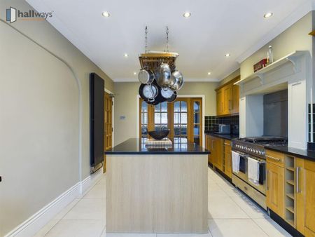 1 bedroom in a house share to rent - Photo 3