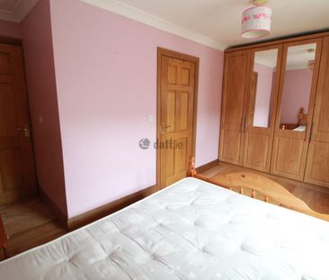 Apartment to rent in Cork, Blackrock - Photo 3