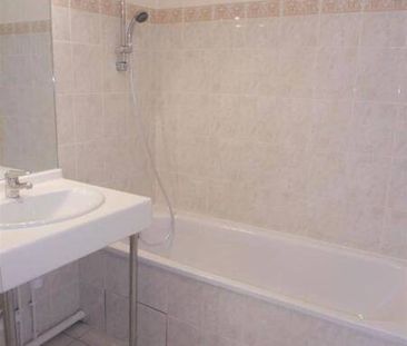 Appartement 4 pièces - - Photo 1