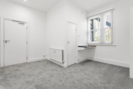 Flat to rent - Photo 2