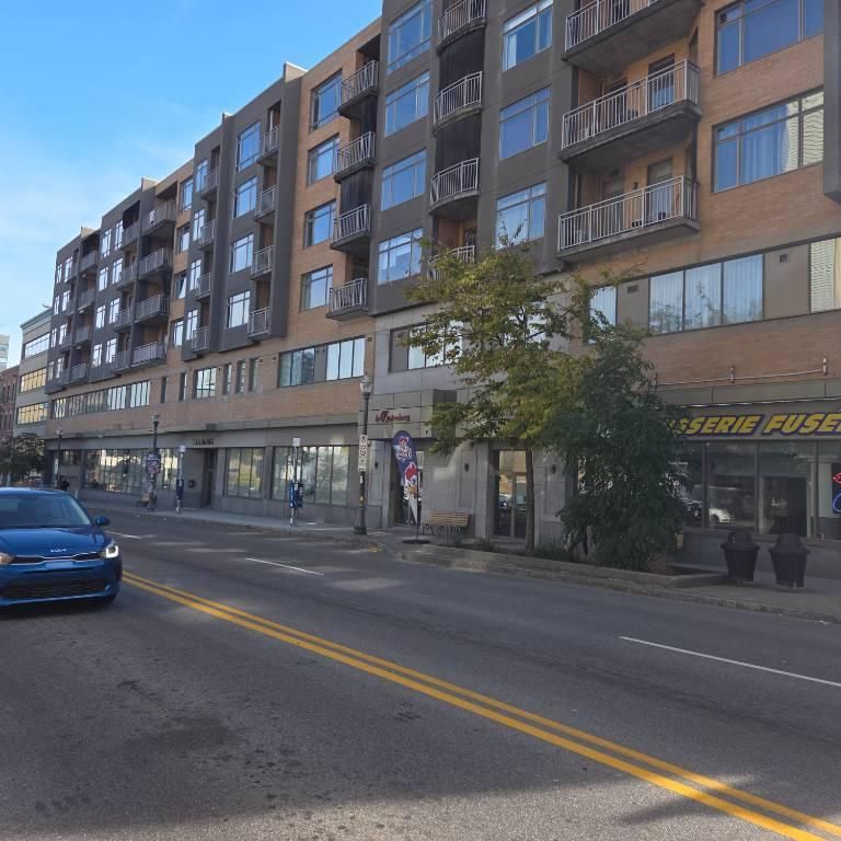 appartement à Louer 3 1/2 - Photo 1