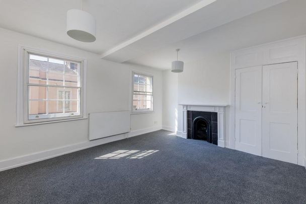 4 bedroom terraced house to rent - Photo 1