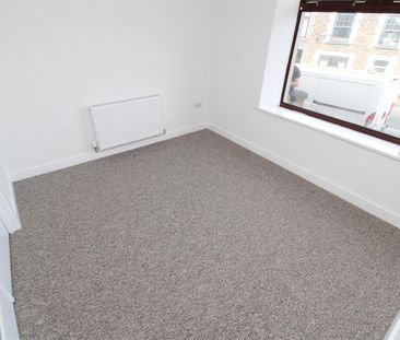 House - Terraced For Rent Mountain Ash Road, Mountain Ash - Photo 4