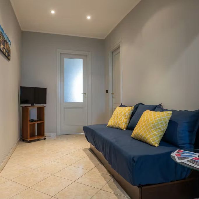 Via delle Orfane, Turin, Piedmont 10122 - Foto 1