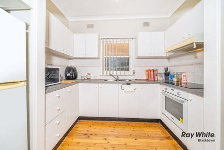 Cosy and comfortable home in convenient location - Photo 4