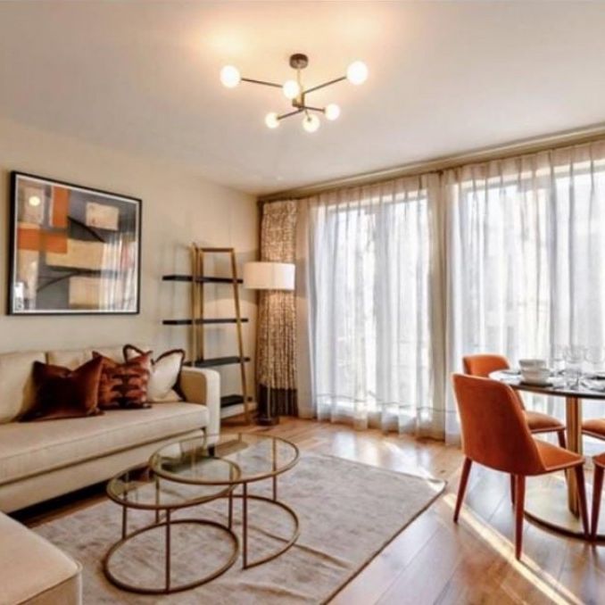 Fulham Road, Kensington and Chelsea, London, SW3 - Photo 1