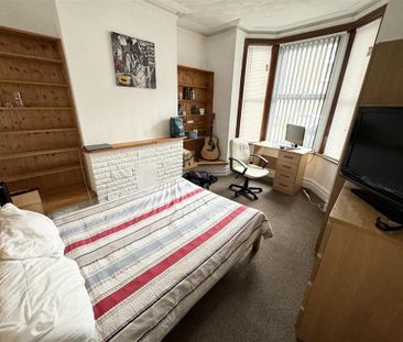 4 bedroom house to rent - Photo 2