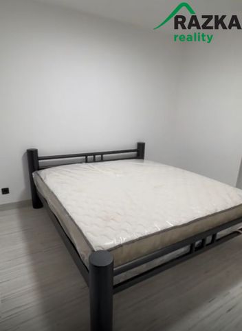 Pronájem bytu 2+kk 50 m², Kočov - Fotografie 3