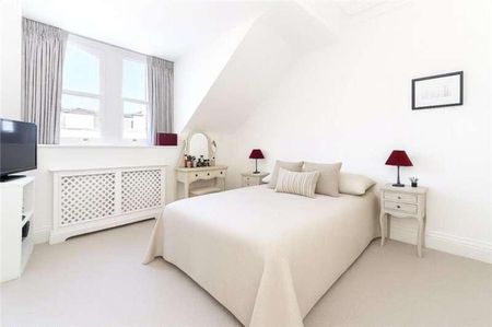 Roland Gardens, South Kensington, London, SW7 - Photo 2