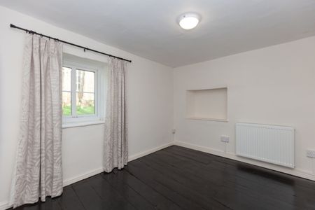 Mill Lane, Adderbury - Photo 3