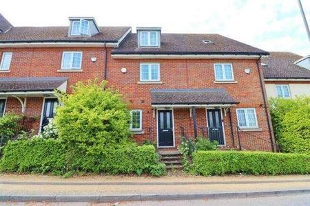 Borehamwood, Hertfordshire, WD6 - Photo 2
