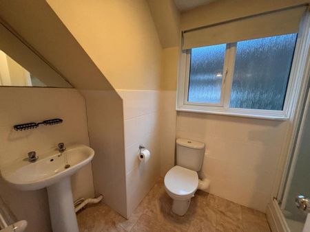 3 bedroom terraced house to rent - Photo 5