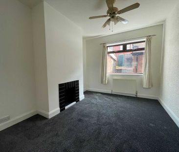 Acre Lane, Derker - Photo 2