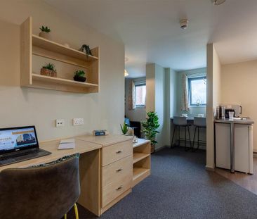 Studio to rent - Photo 4